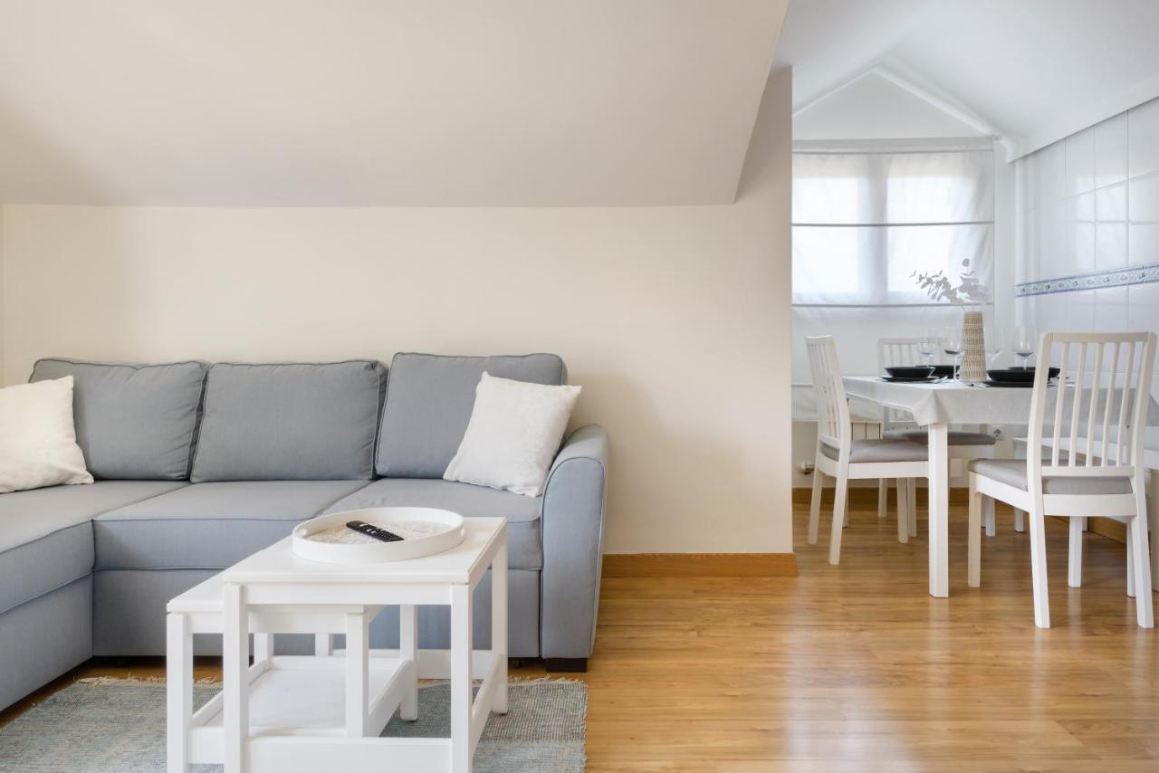 Atico Abi Apartment *